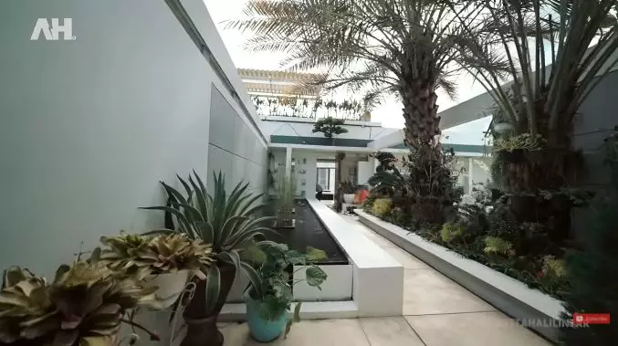 rumah crazy rich Bali groomsmen Atta © 2021 brilio.net