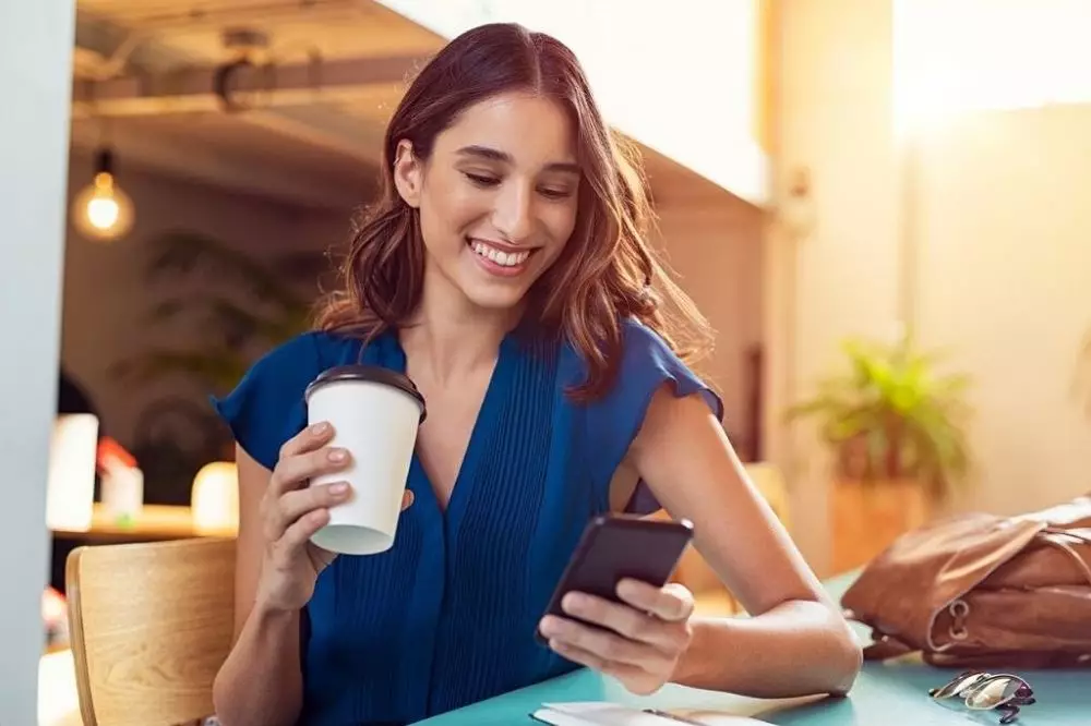 7 Tips ngobrol lewat kencan online © 2021 brilio.net