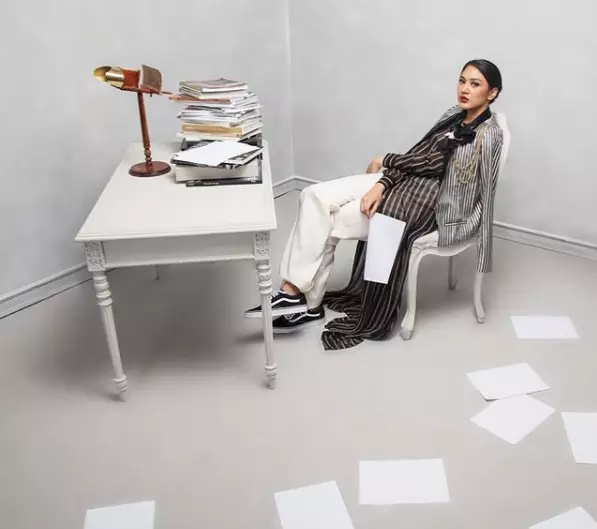 putri tanjung sebal jadi anak konglomerat © 2021 brilio.net