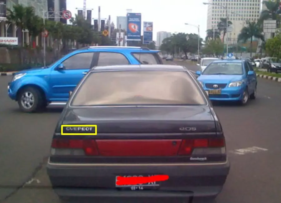 pelesetan merek kendaraan kocak © Berbagai Sumber