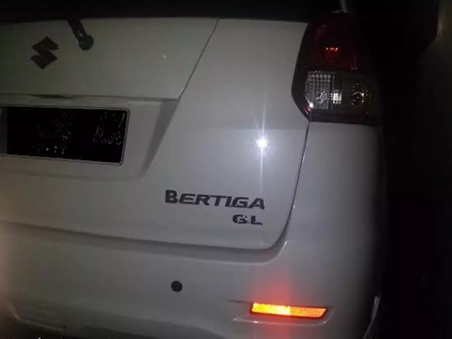 pelesetan merek kendaraan kocak © Berbagai Sumber