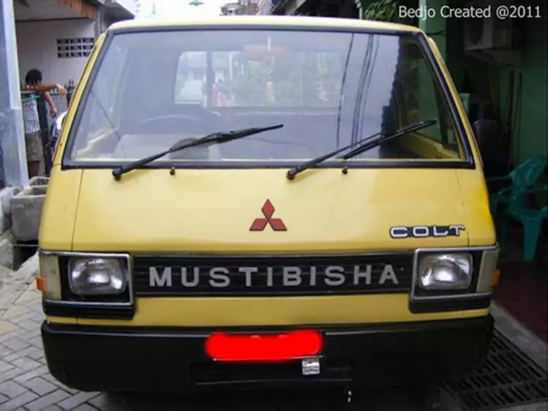 pelesetan merek kendaraan kocak © Berbagai Sumber
