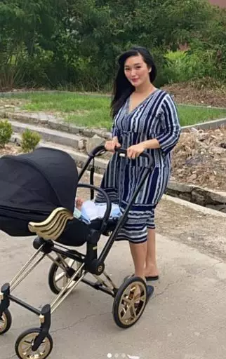 Seleb jalani puasa pertama sebagai ibu © berbagai sumber