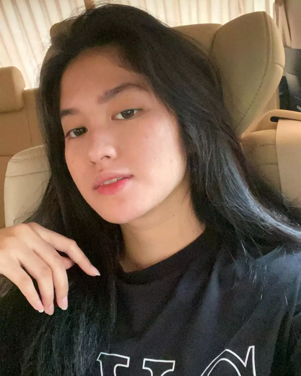 Pesona Ochi Rosdiana tanpa polesan makeup © 2021 brilio.net