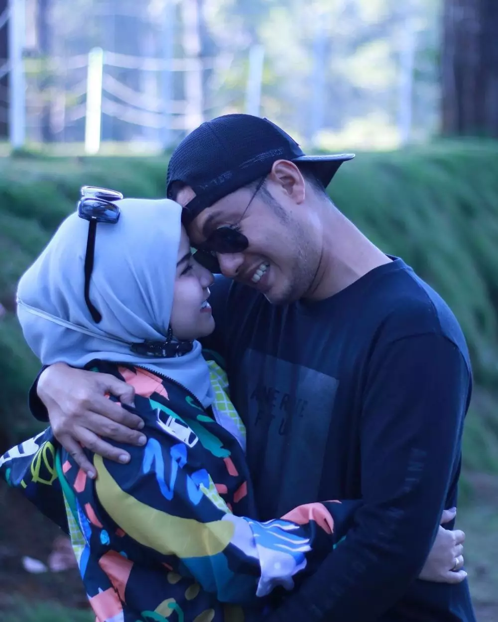 momen mesra Tasya Nurmedina dan Ferry Ardiansyah dari berbagai sumber momen mesra Tasya Nurmedina dan Ferry Ardiansyah dari berbagai sumber