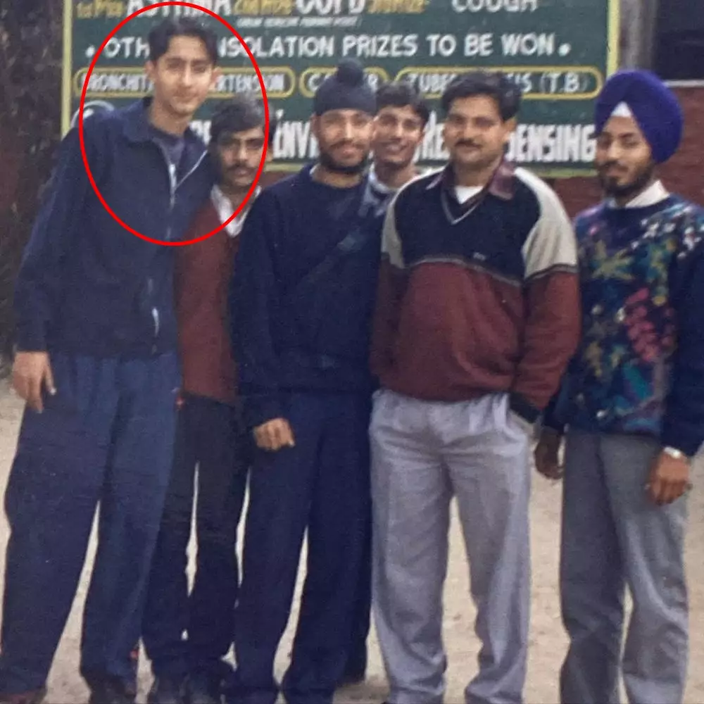 Shaheer Sheikh sempat gemuk © 2021 brilio.net Instagram Shaheer Sheikh sempat gemuk © 2021 brilio.net Instagram