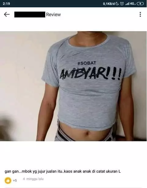 Momen cowok pamer belanjaan © Twitter Momen cowok pamer belanjaan © Twitter