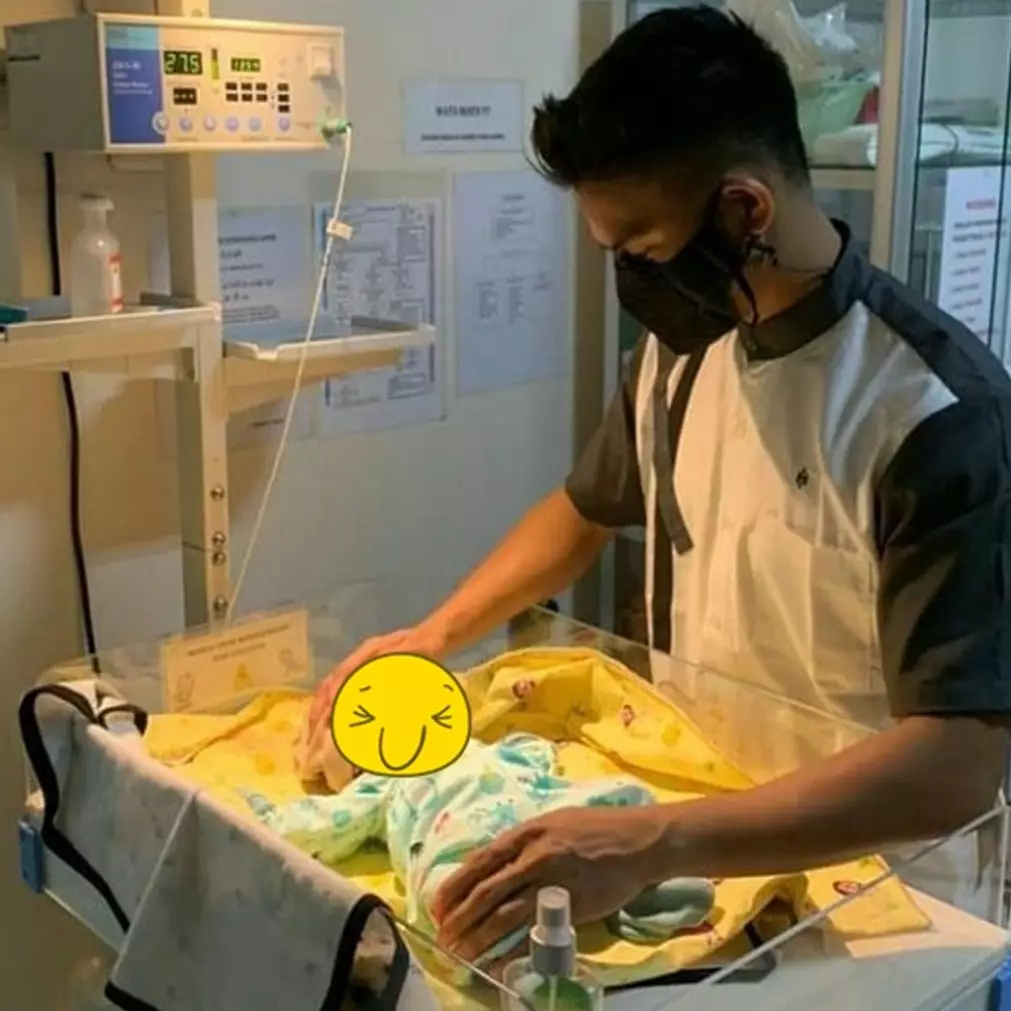 7 Momen lahiran Nadya Mustika dalam kondisi positif Covid-19