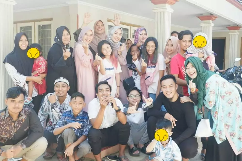 Okie dan adik ipar © Instagram