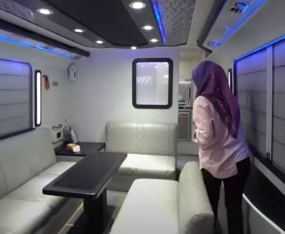 Momen Nagita Slavina ke Bandung © YouTube/Rans Entertainment Momen Nagita Slavina ke Bandung © YouTube/Rans Entertainment