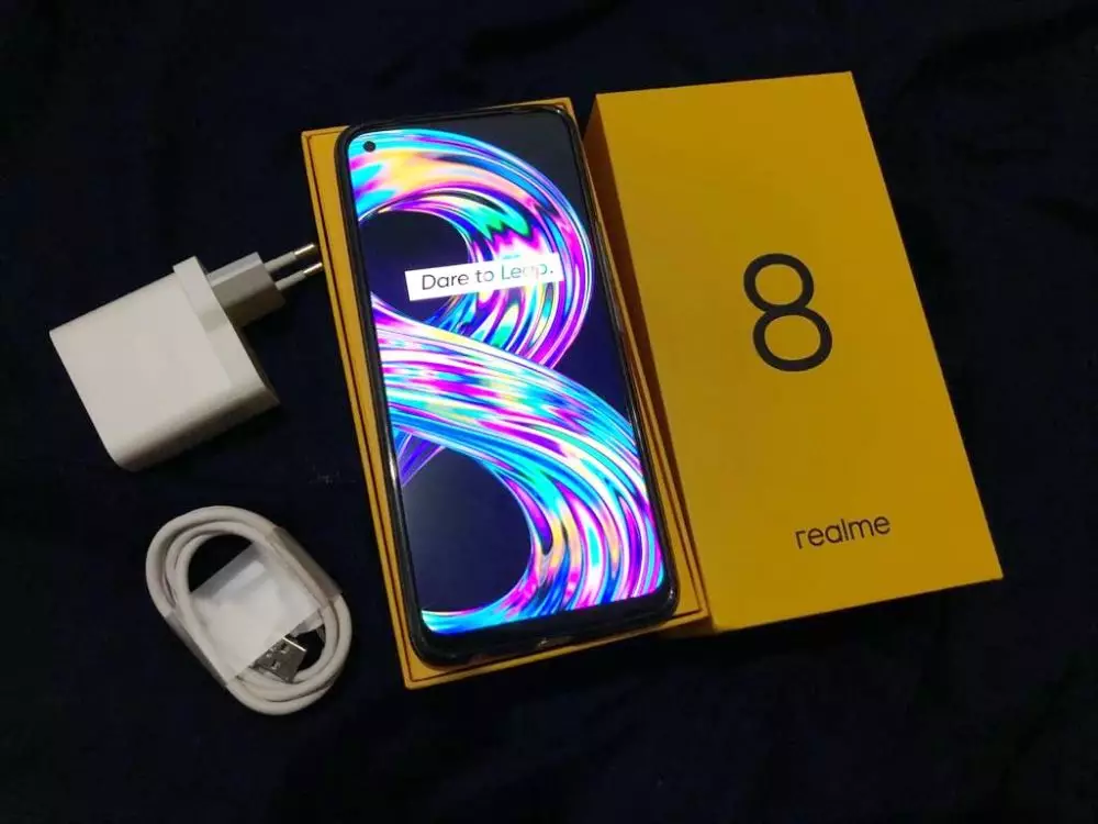 realme8re © 2021 brilio.net