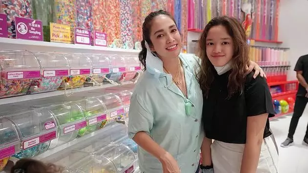 putri andhika dan ussy beranjak remaja Berbagai sumber