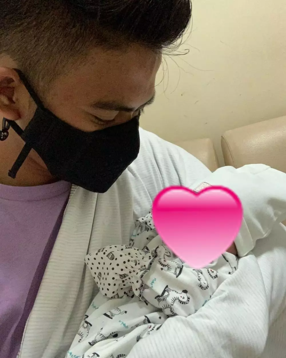 Seleb jadi papa muda sebelum usia 25 tahun © Instagram Seleb jadi papa muda sebelum usia 25 tahun © Instagram