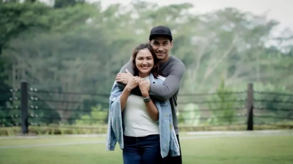 Seleb jadi papa muda sebelum usia 25 tahun © Instagram Seleb jadi papa muda sebelum usia 25 tahun © Instagram