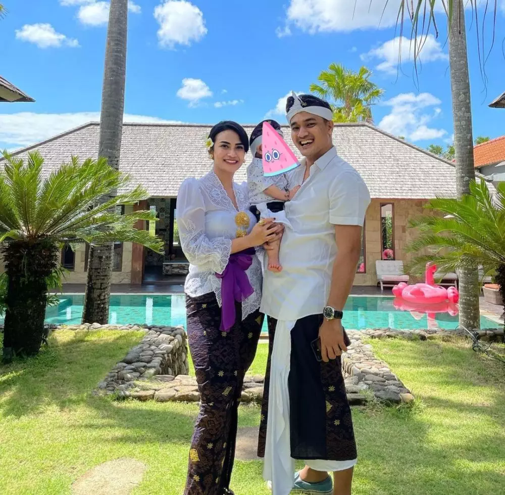 seleb hari galungan 2021 © 2021 brilio.net