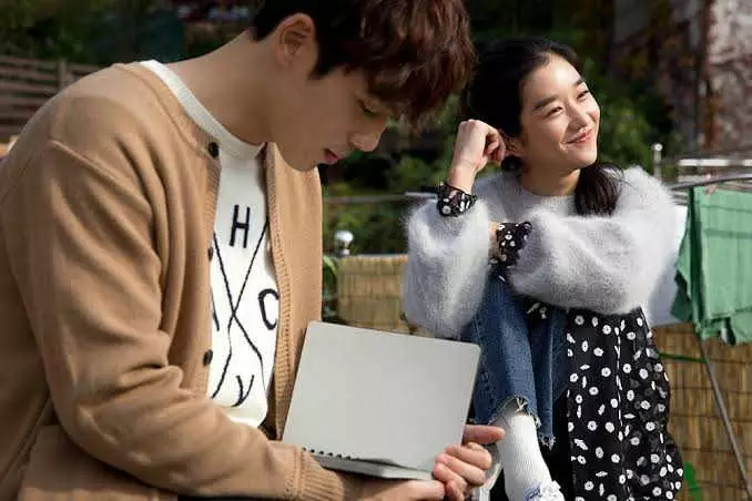 kebersamaan Seo Ye-ji dan Kim Jung-hyun © 2021 brilio.net kebersamaan Seo Ye-ji dan Kim Jung-hyun © 2021 brilio.net