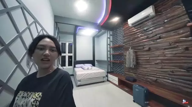 Potret kantor baru Denny Caknan © 2021 brilio.net