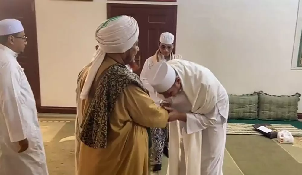 Kartika Putri dan keluarga ke Yaman © 2021 brilio.net