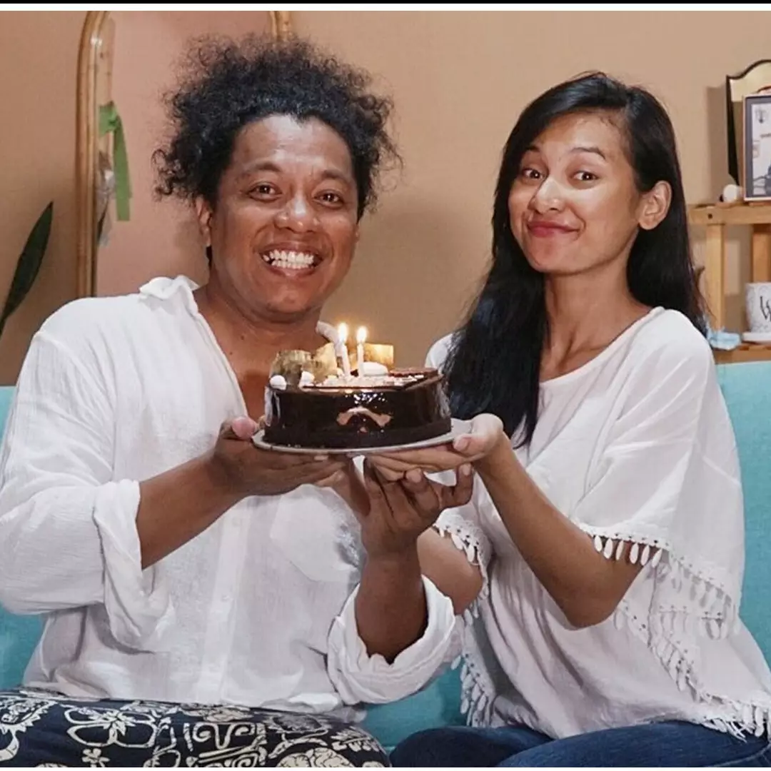 6 Momen perayaan ultah Arie Kriting ke-36, sederhana penuh kebahagiaan