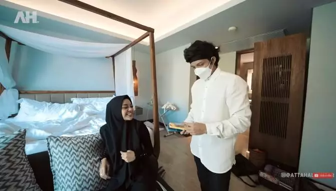 Aurel Hermansyah tes kehamilan © 2021 brilio.net Aurel Hermansyah tes kehamilan © 2021 brilio.net