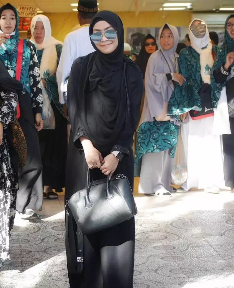 potret terbaru penyanyi Liza Aditya © Instagram/@lzadtya