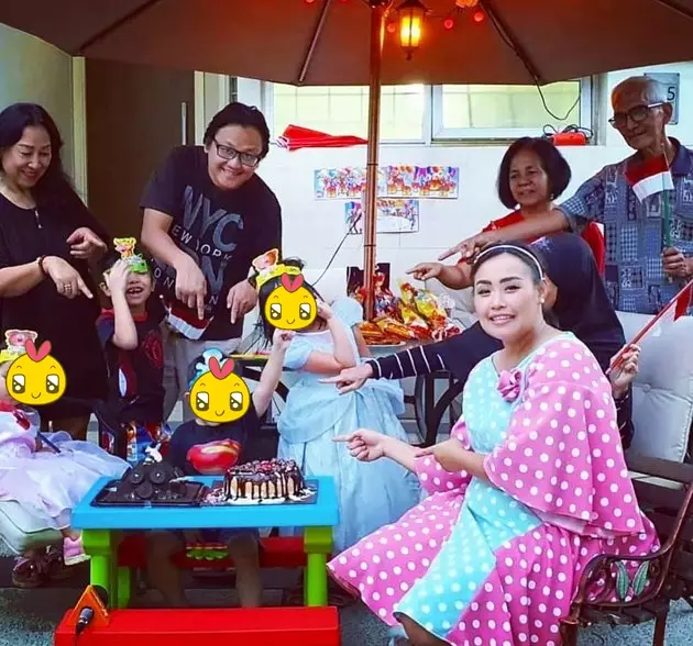 potret pinkan dengan anaknya Instagram potret pinkan dengan anaknya Instagram