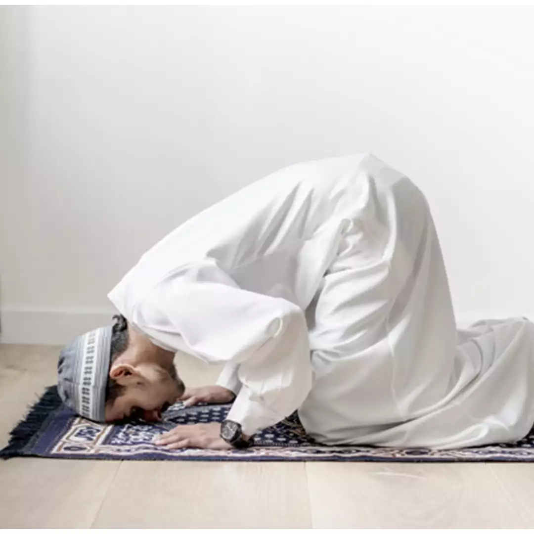 Keutamaan sholat tahajud selama bulan Ramadhan, lengkap dengan doanya