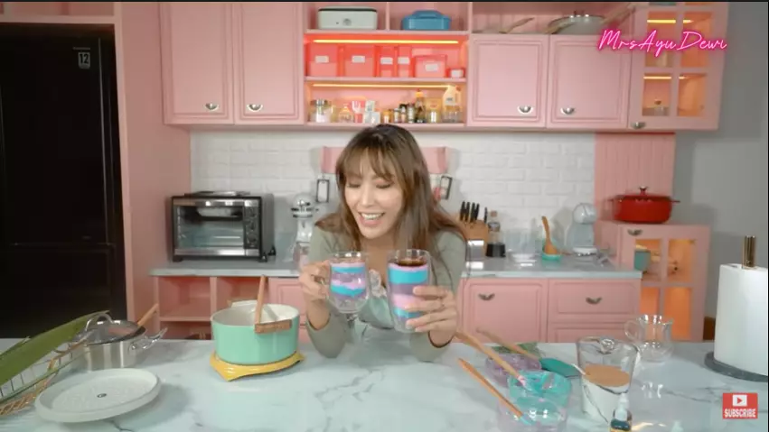 Penampakan dapur baru Ayu Dewi YouTube dan Instagram Penampakan dapur baru Ayu Dewi YouTube dan Instagram