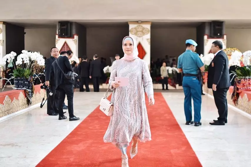 beda gaya seleb saat menjabat anggota dpr © instagram beda gaya seleb saat menjabat anggota dpr © instagram