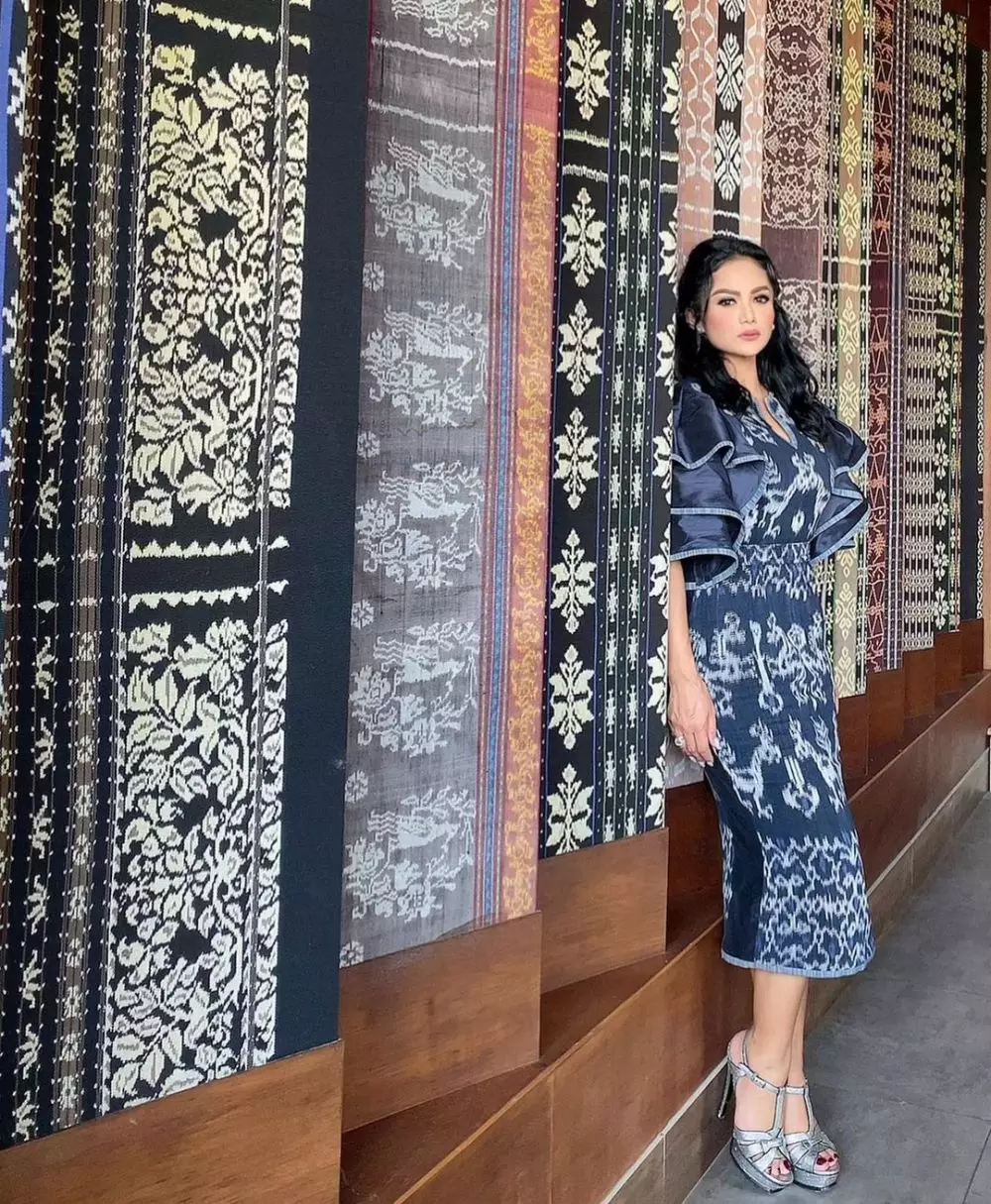 beda gaya seleb saat menjabat anggota dpr © instagram beda gaya seleb saat menjabat anggota dpr © instagram