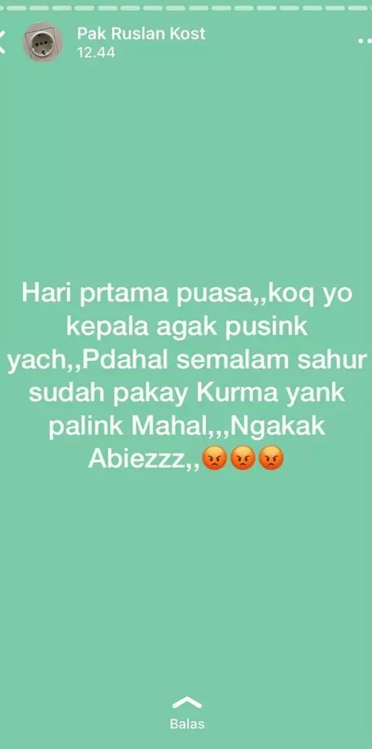 Status WA lucu di hari puasa © berbagai sumber Status WA lucu di hari puasa © berbagai sumber