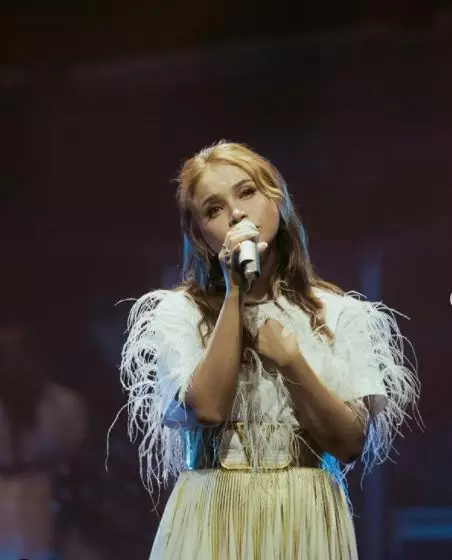 penyanyi salah lirik saat perform Instagram