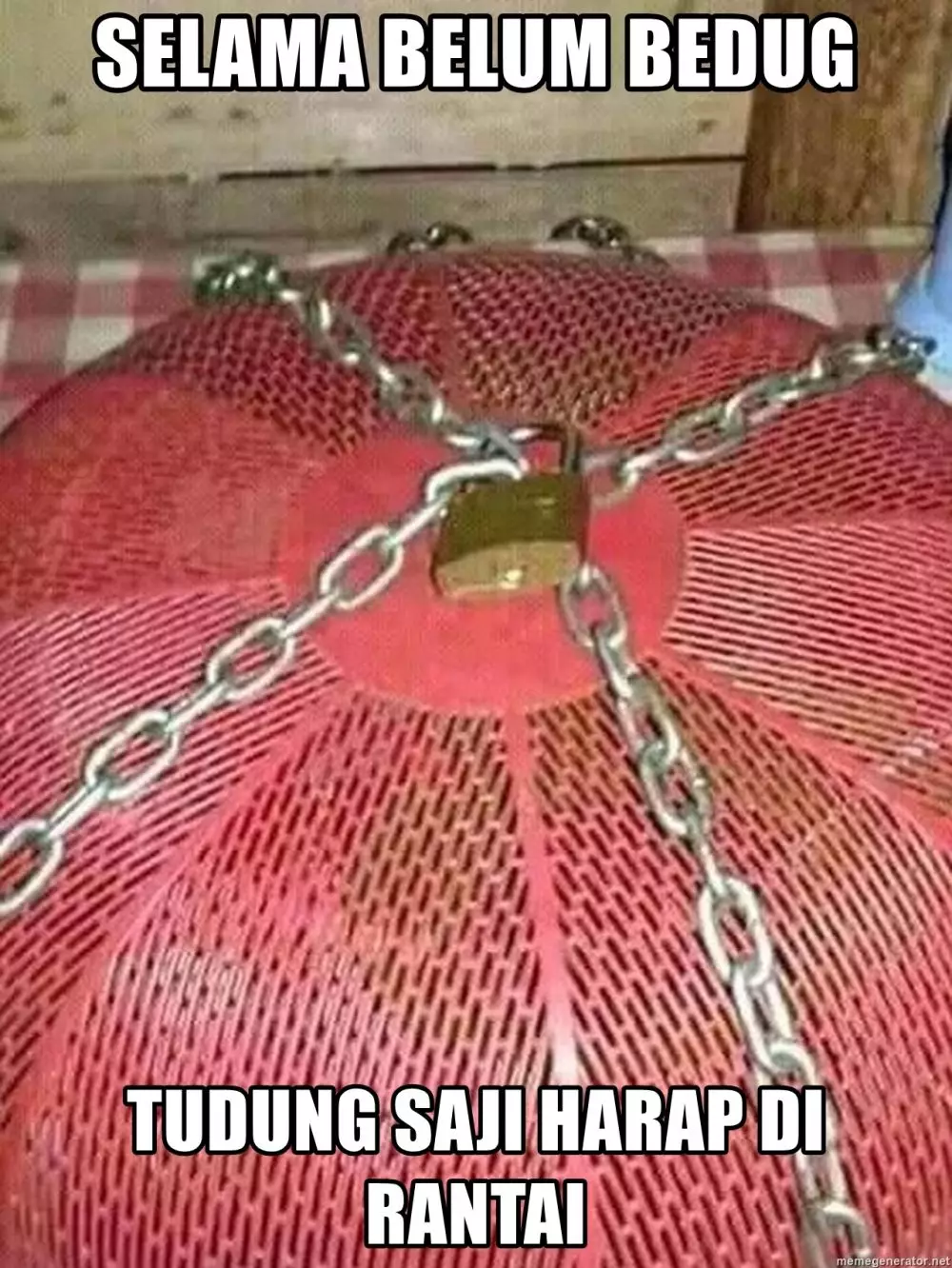 meme nunggu bedug © Berbagai Sumber