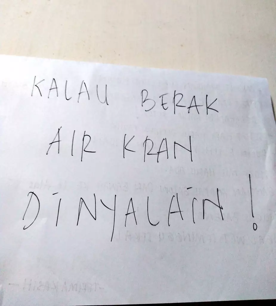 Pengumuman soal fasilitas kos © berbagai sumber