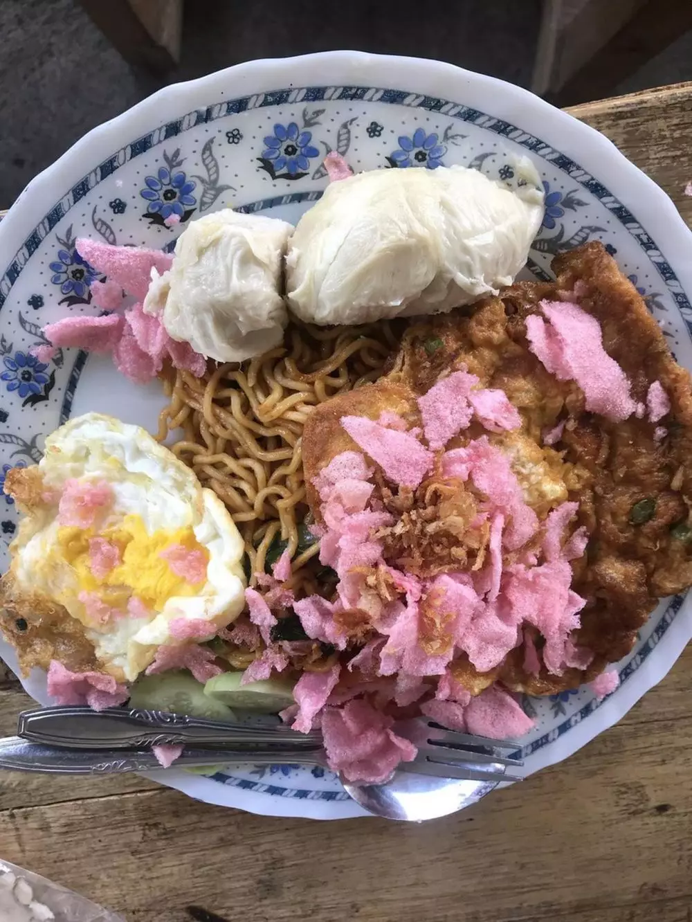 Potret lucu menu sahur © berbagai sumber