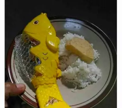 Potret lucu menu sahur © berbagai sumber Potret lucu menu sahur © berbagai sumber