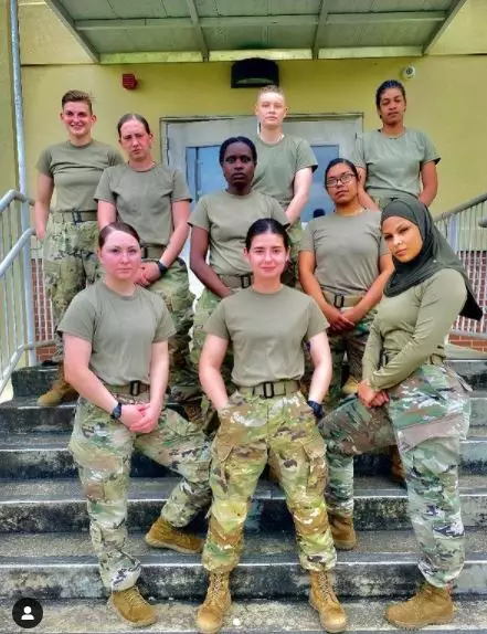 Savannah Spencer wanita hijab cetak rekor Instagram