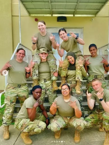 Savannah Spencer wanita hijab cetak rekor Instagram