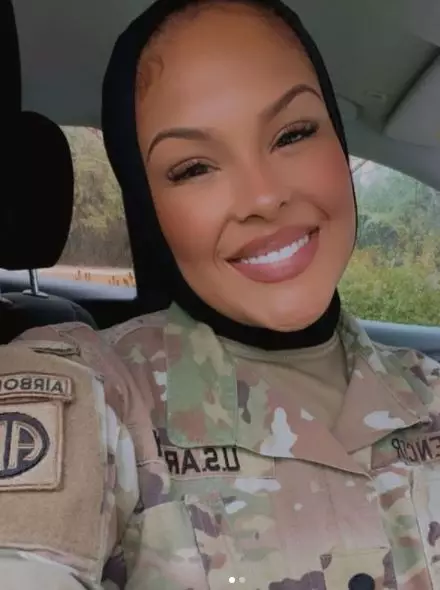 Savannah Spencer wanita hijab cetak rekor Instagram