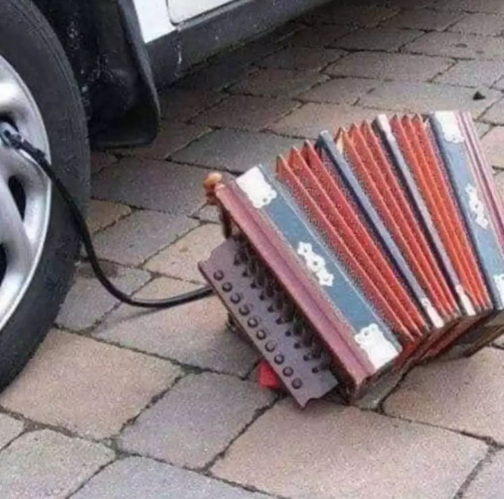 nggak tahu cara perbaiki kendaraan © Berbagai Sumber