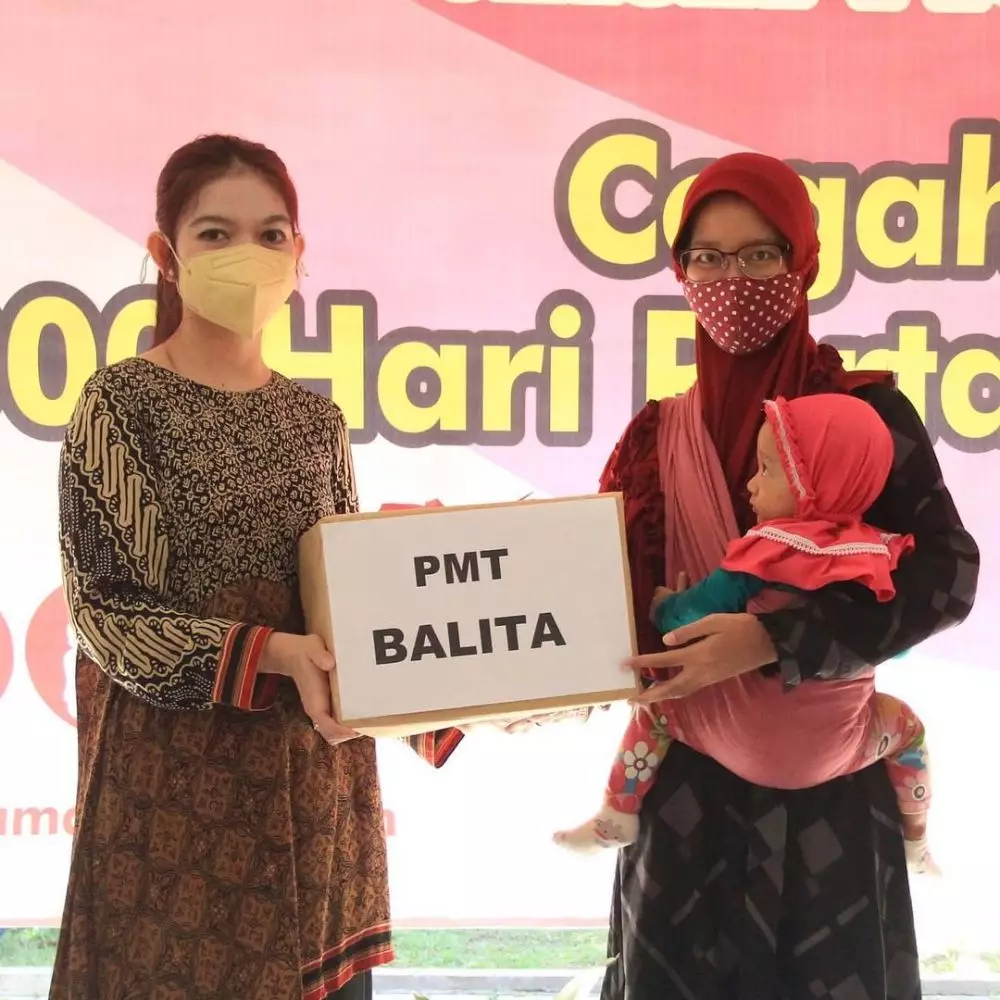 Potret Selvi Ananda saat blusukan Instagram