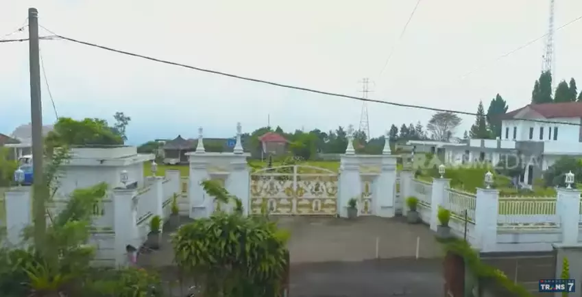 Potret rumah mewah Irene Sukandar YouTube dan Instagram