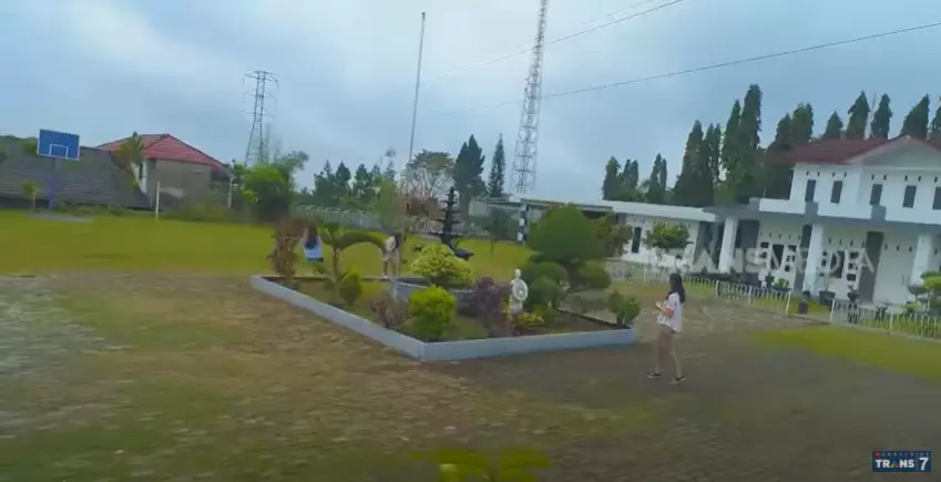 Potret rumah mewah Irene Sukandar YouTube dan Instagram