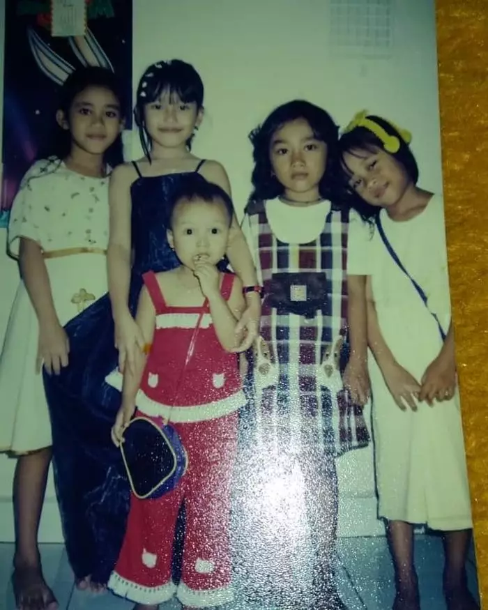 Ayu Ting Ting makeup  © 2021 brilio.net