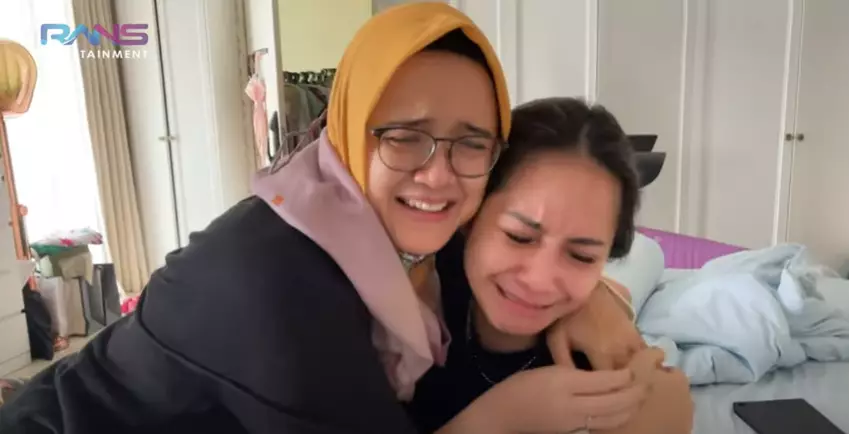 reaksi haru keluarga Nagita Slavina YouTube dan Instagram