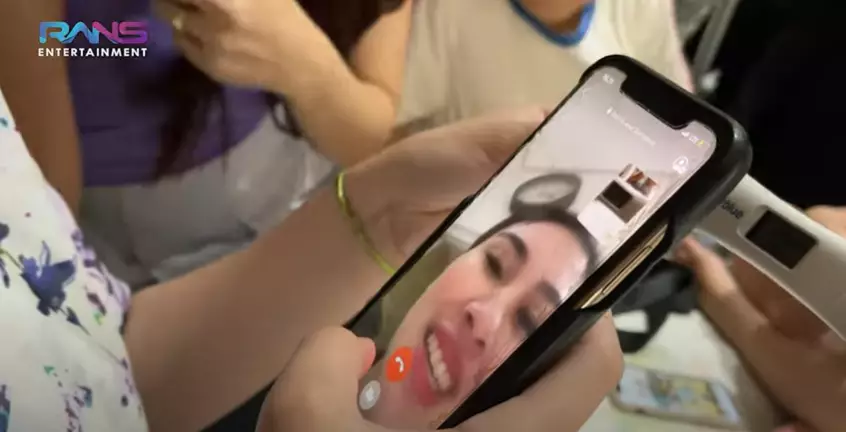 reaksi haru keluarga Nagita Slavina YouTube dan Instagram