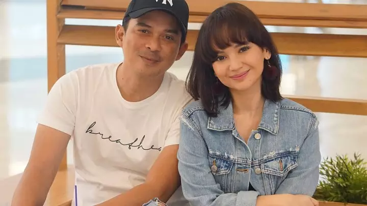 Potret Angelica Simperler dengan tampilan berponi © Instagram