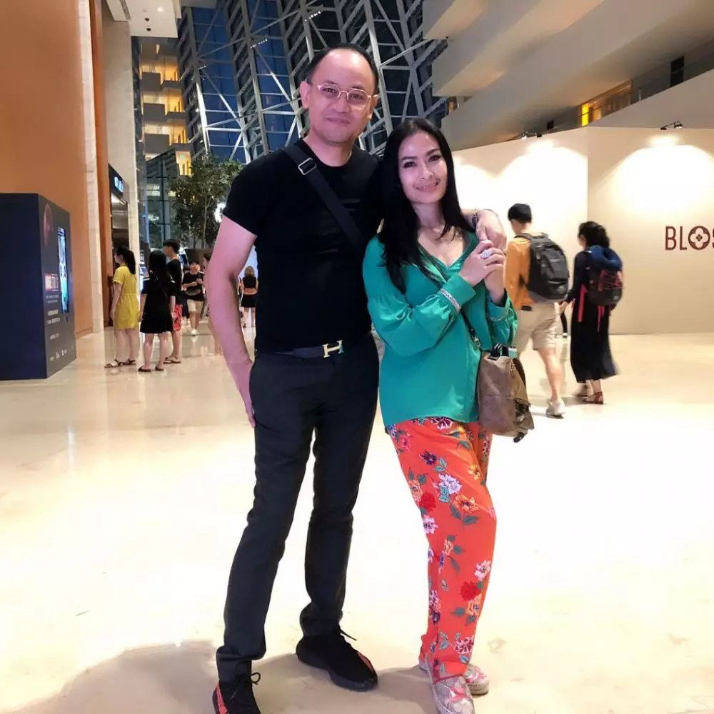 fakta pernikahan iis dahlia dan satrio © berbagai sumber