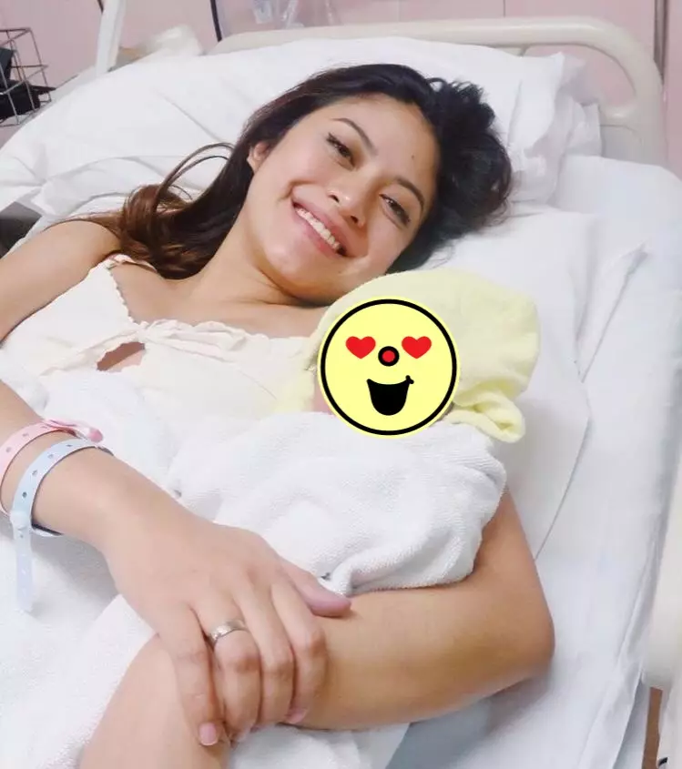 Seleb melahirkan saat Ramadan © berbagai sumber Seleb melahirkan saat Ramadan © berbagai sumber