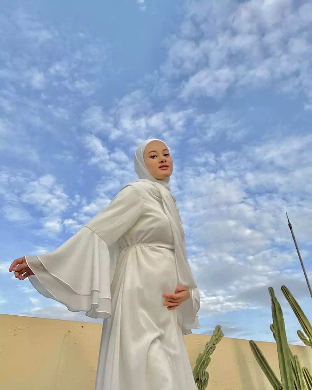 Seleb cantik jalani puasa Ramadan saat hamil © 2021 brilio.net